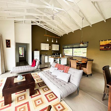 Ukuthula Cottages Kampersrus AH المظهر الخارجي الصورة